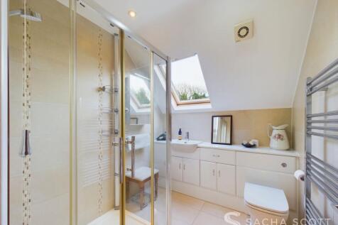 2nd Floor Bathroom