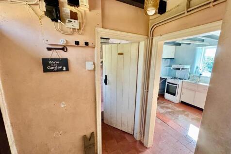 PHOTO-2025-04-01-20-09-19 (9).jpg