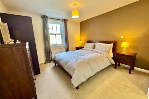 PHOTO-2025-04-13-19-50-41 (2).jpg