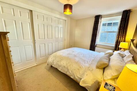 PHOTO-2025-04-13-19-50-41 (7).jpg