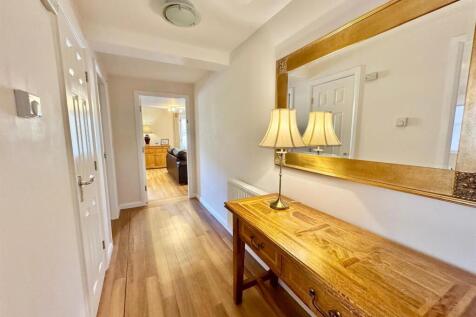 PHOTO-2025-04-13-19-50-41 (4).jpg