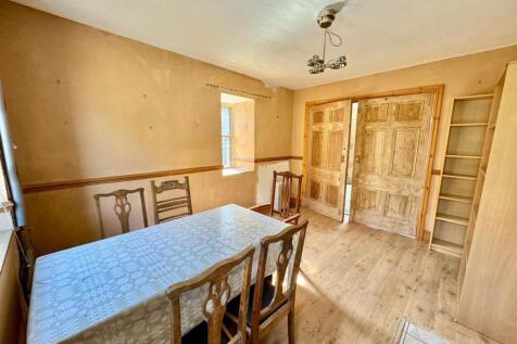 PHOTO-2025-04-26-12-53-07 (4).jpg