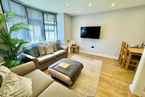 PHOTO-2025-06-10-19-01-13 (6).jpg