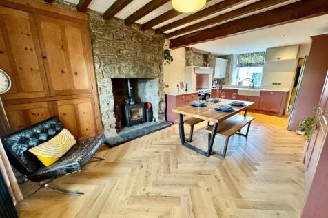 PHOTO-2025-09-05-07-37-33 (12).jpg