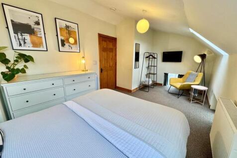 PHOTO-2025-09-05-07-36-53 (9).jpg