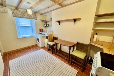 PHOTO-2025-12-05-08-12-36 (8).jpg