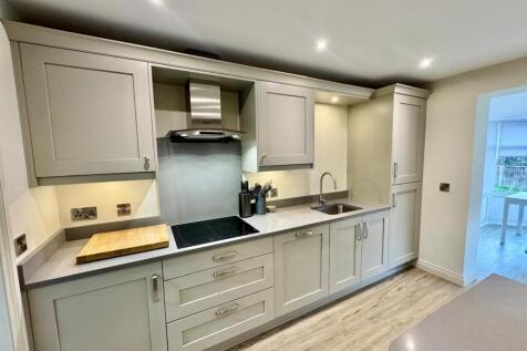 PHOTO-2025-12-10-16-02-12 (13).jpg