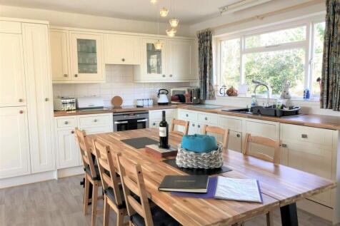 Kitchen*