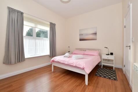 Cedar Bedroom 1