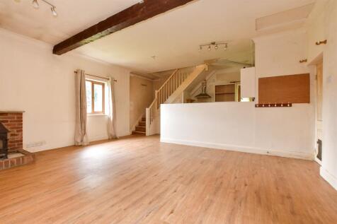 Kitchen/ Living Room