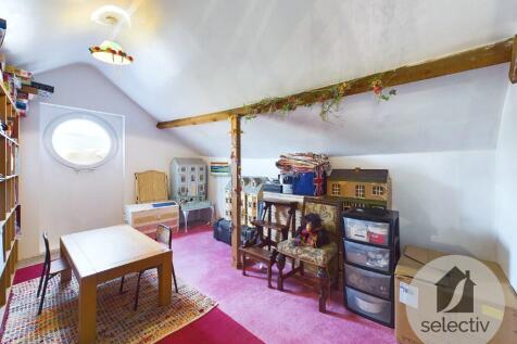 Loft Room 1