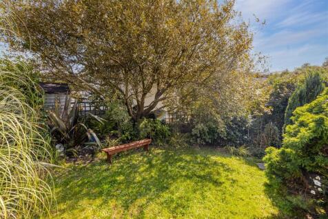 A10 - Kingsbridge, Rack Park Cottage - 250911.jpg