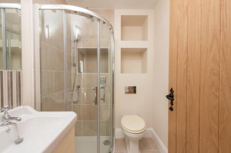 Bedroom Two En Suite