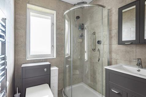 Shower room.jpg