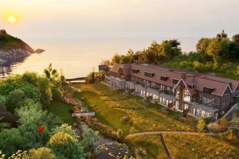 9 Lee Bay Apartments £925,000.jpg