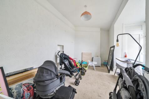 Bedroom 3/Reception Room