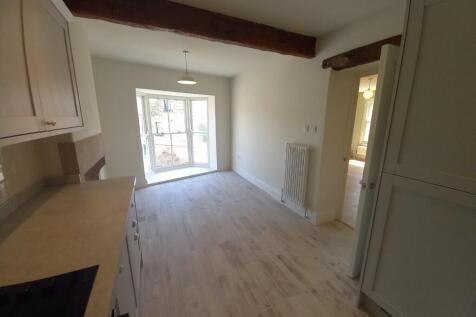 Dining kitchen