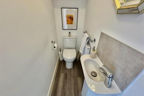 CLOAKROOM WC