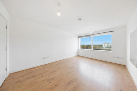 24 Airco Close - ...