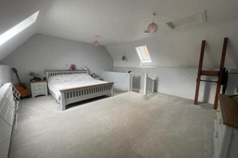 Annex 1 Bedroom