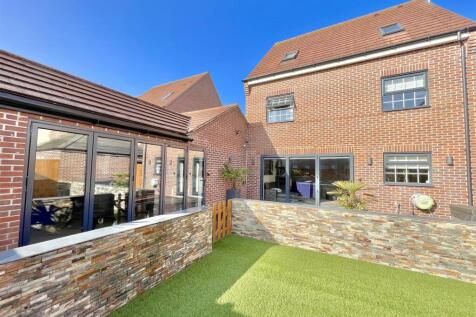 Enclosed Rear Garden