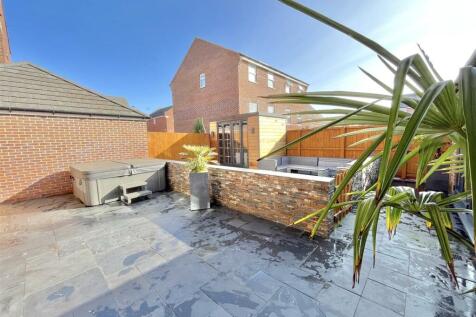 Enclosed Rear Garden