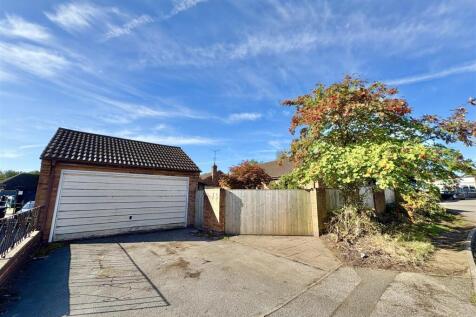 Garage &amp; Driveway