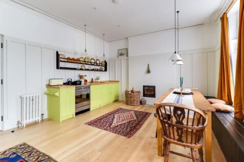Open Plan Living/Dining/Kitchen