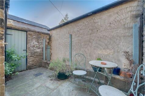 Enclosed Rear Patio