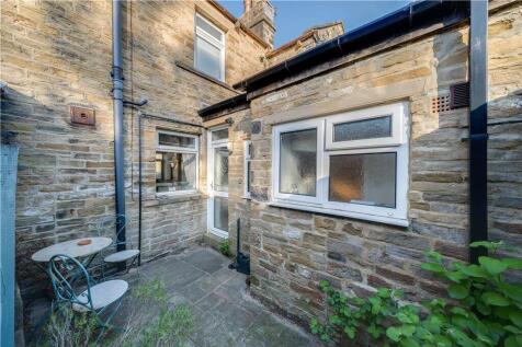 Enclosed Rear Patio