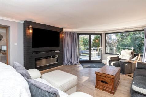 lounge 2