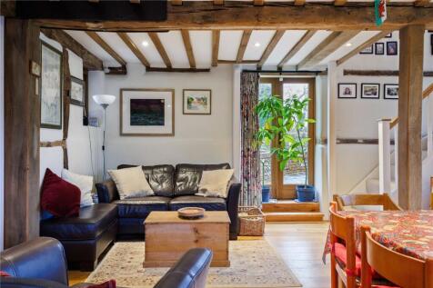 Annexe Sitting