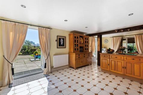 Main Kitchen Area