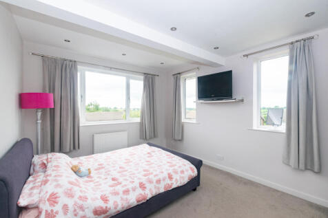 bedroom1a