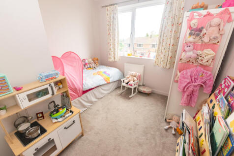 bedroom4