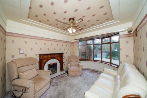 BEDROOM 2 (CURRENTLY USED AS LOUNGE)