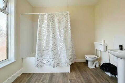 074fb9ec-WhatsApp...