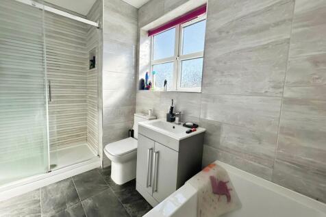 7dbf4db7-WhatsApp...