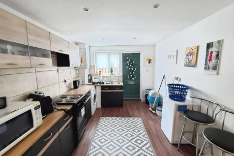 230b7b62-WhatsApp...