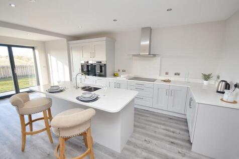 Open plan kitchen/living/dining