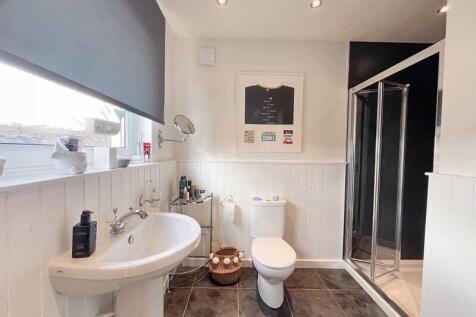 Bedroom two ensuite