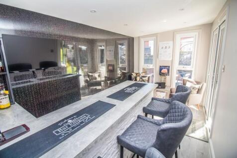 Bar/Office