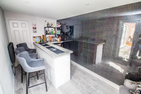 Bar/Office pic 2