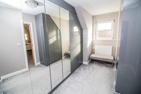 Master Bedroom Dressing Room Pic 2.