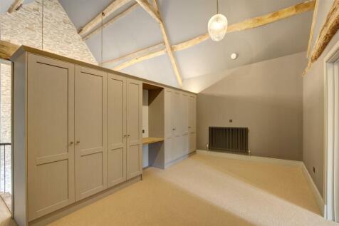 241111MichaelsBarns2-1055.jpg