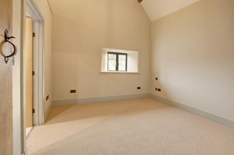 241111MichaelsBarns2-1058.jpg