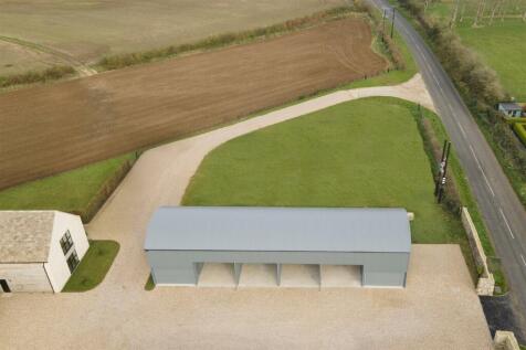 241111MichaelsBarns2-1013edit.jpg