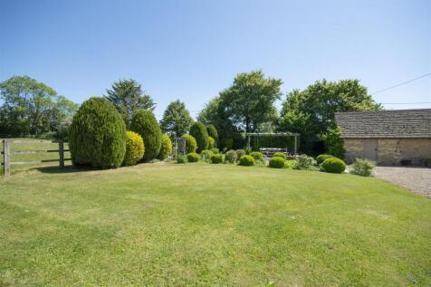 250512LittleCourt-1017.jpg