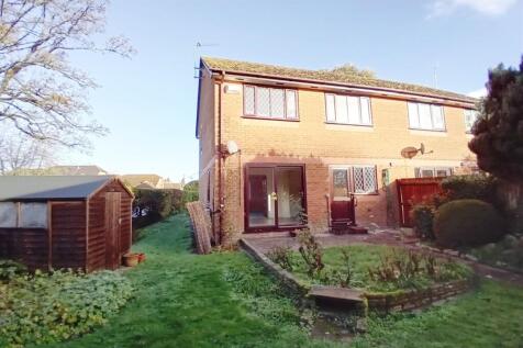 Rear Garden with She