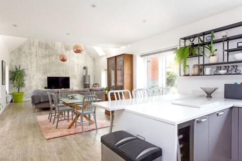 Kitchen/Breakfast Rm